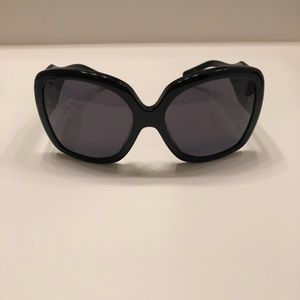 Ferragamo Black Timeless Sunglasses